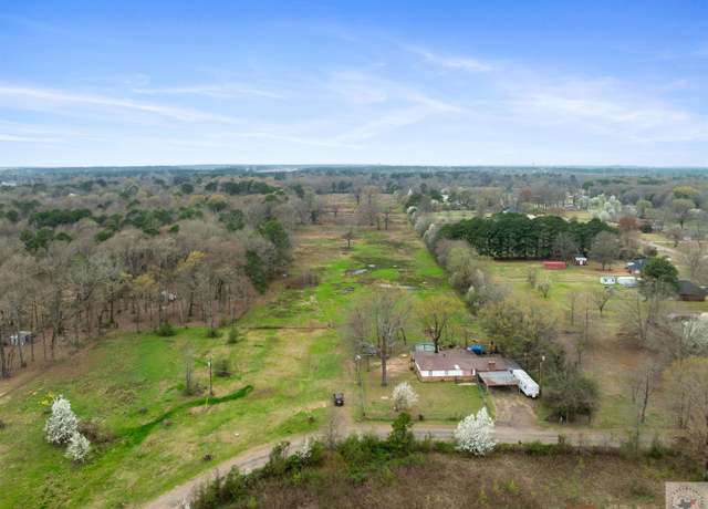 Property at 2711 Lewis Rd, Texarkana, TX 75501, 3 beds, 1 bath