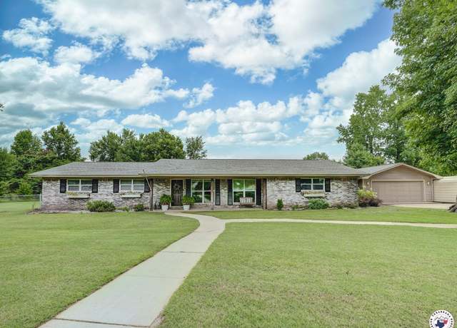 Property at 6003 Wilshire Dr, Texarkana, TX 75503, 4 beds, 3 baths