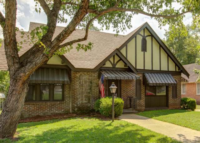 Property at 2302 Locust St, Texarkana, AR 71854, 2 beds, 1 bath