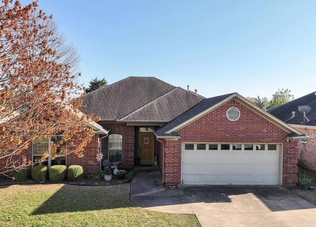 Property at 1310 Arnold Ln, Texarkana, TX 75503, 3 beds, 2 baths