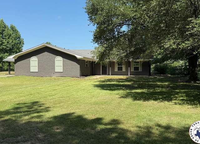 Property at 484 US Hwy 259 N, Dekalb, TX 75559, 3 beds, 2.5 baths