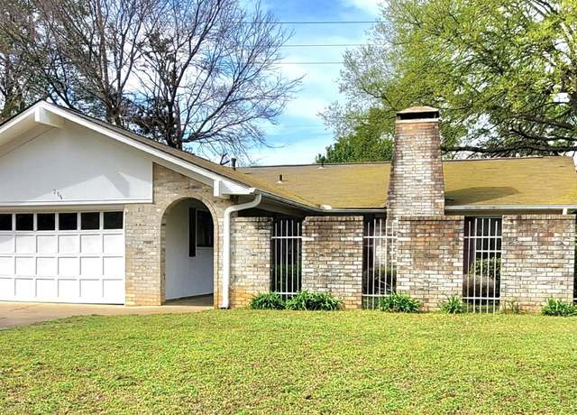 Property at 206 Pine Forest St, Wake Village, TX 75501, 3 beds, 2 baths
