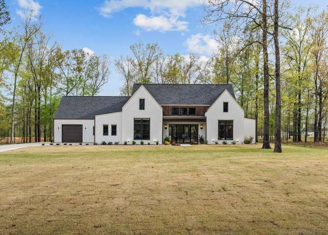 Property at 3600 Northern Red Oak Trl, Texarkana, AR 71854, 3 beds, 3.5 baths