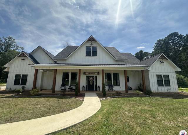 Property at 9239 E Hwy 77, Atlanta, TX 75551, 4 beds, 3 baths