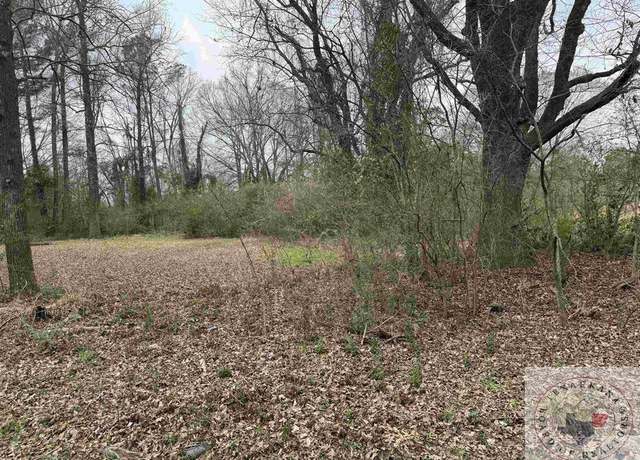 Property at 1104 Caldwell St, Texarkana, TX 75501