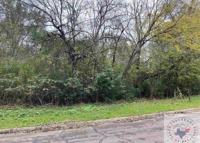 Property at 1701 North St, Texarkana, TX 75501