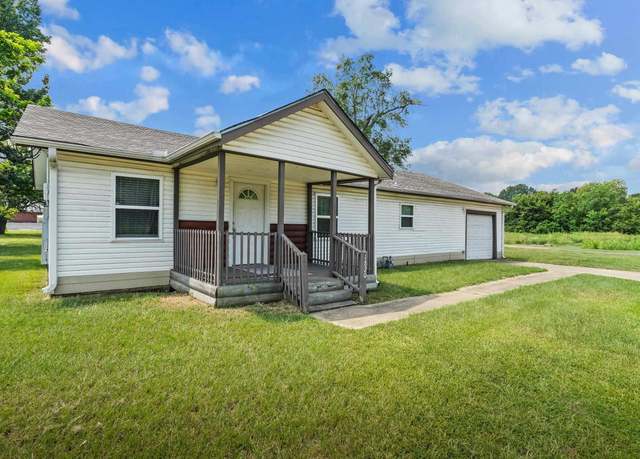 Property at 1820 E 24th, Texarkana, AR 71854, 3 beds, 2 baths
