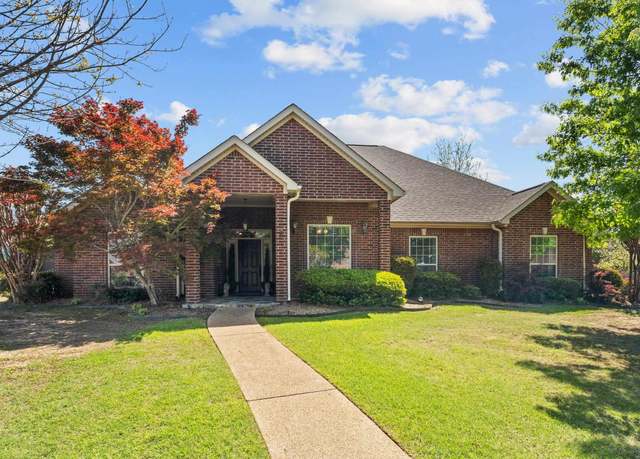 Property at 6907 Shadow Brooke St, Texarkana, TX 75503, 3 beds, 2 baths