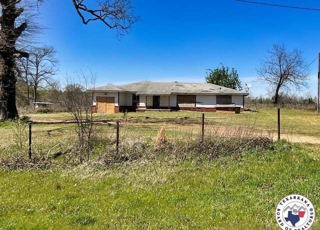 Property at 7300 Fm 2208, Jefferson, TX 75657, 3 beds, 1 bath