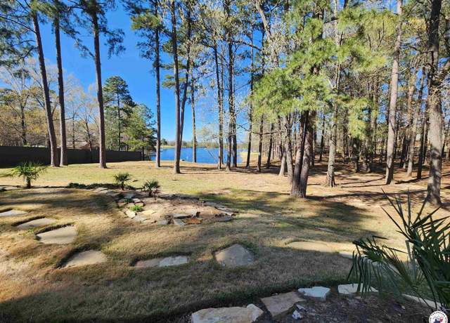 Property at 26 Wood Bridge Dr, Texarkana, TX 75503
