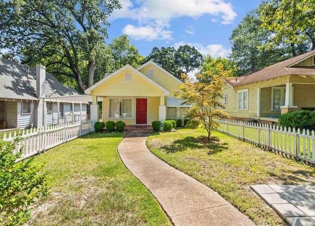 Property at 1320 Grand Ave, Texarkana, AR 71854, 2 beds, 1 bath