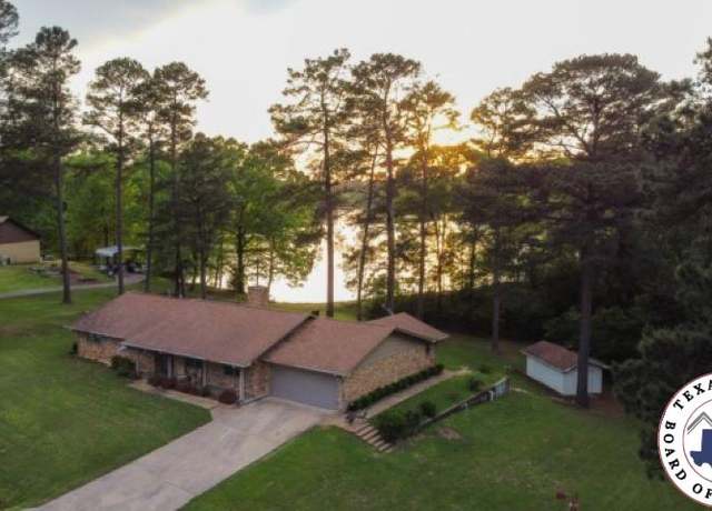 Property at 1306 Choctaw Dr, Atlanta, TX 75551, 4 beds, 3 baths