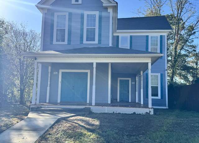 Property at 912 E 11th St, Texarkana, AR 71854, 4 beds, 2 baths