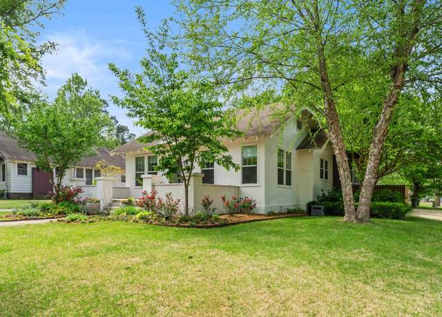 Property at 3127 Wood St, Texarkana, TX 75503, 3 beds, 2 baths