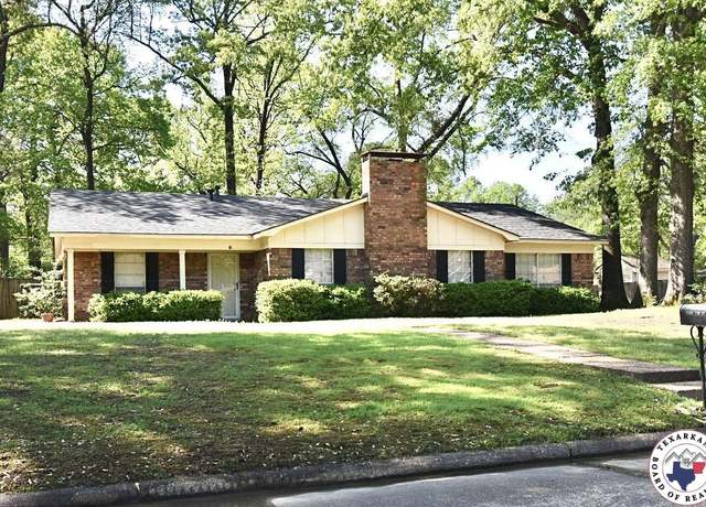 Property at 6 Green Oaks Pl, Texarkana, AR 71854, 3 beds, 2 baths