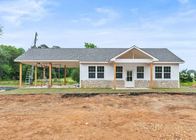 Property at 1926 Tri State Rd, Texarkana, TX 75501, 2 beds, 2 baths