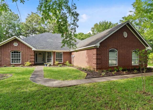 Property at 9101 Danube Ave, Texarkana, TX 75503, 3 beds, 3 baths