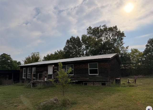 Property at 909 Brooks St, New Boston, TX 75570, 3 beds, 2 baths