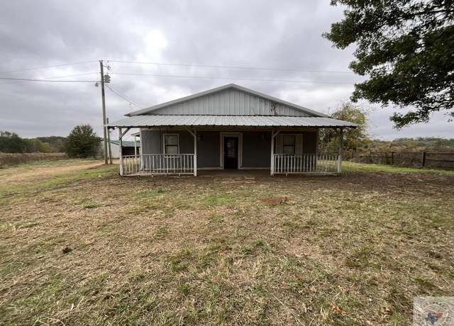 Property at 702 S Highway 41, Foreman, AR 71836, 2 beds, 2.5 baths