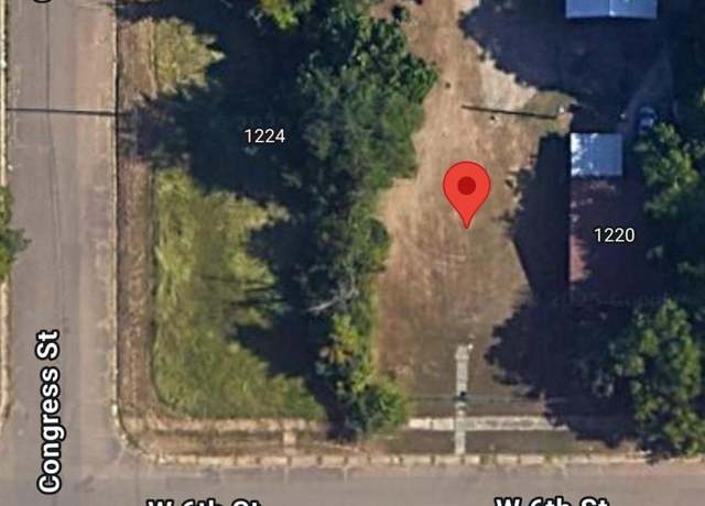 Property at 1222 W 6th St, Texarkana, TX 75501