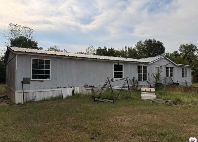Property at 907 Brooks St, New Boston, TX 75570, 4 beds, 2 baths