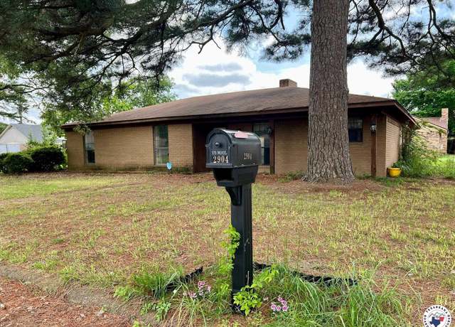 Property at 2904 E 48th St, Texarkana, AR 71854, 3 beds, 2 baths