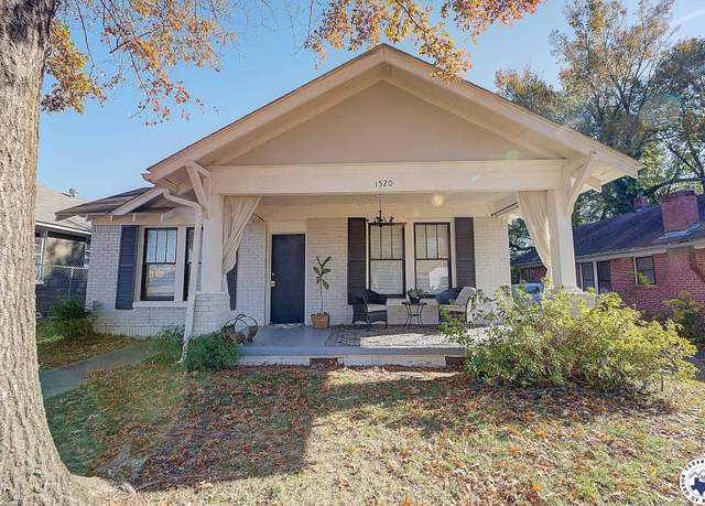 Property at 1520 Garland Ave, Texarkana, AR 71854, 3 beds, 1.5 baths