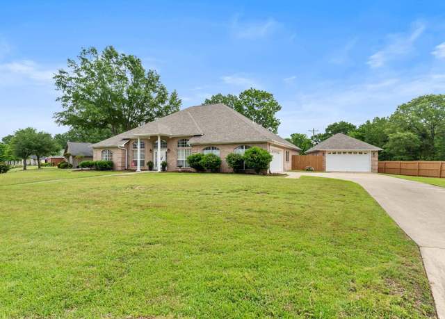 Property at 6904 Cherrybark Cir, Texarkana, AR 71854, 4 beds, 2.5 baths