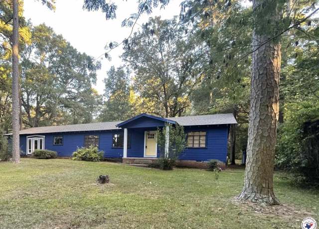 Property at 6008 E 9th St, Texarkana, AR 71854, 4 beds, 2 baths