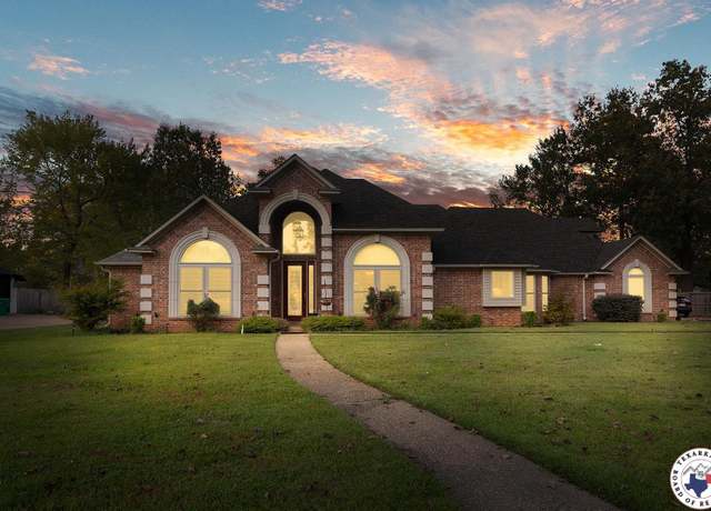 Property at 6404 N Park Rd, Texarkana, TX 75503, 4 beds, 2.5 baths