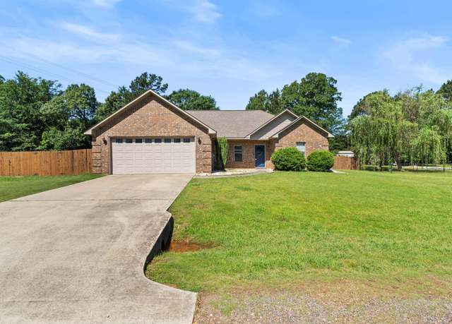 Property at 62 Morghan Ln, Texarkana, TX 75501, 3 beds, 2 baths