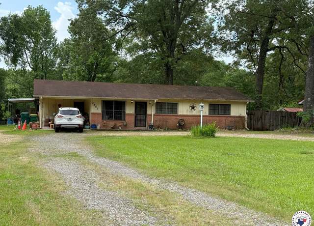 Property at 2803 Johnson Ln, Texarkana, TX 75501, 3 beds, 2.5 baths