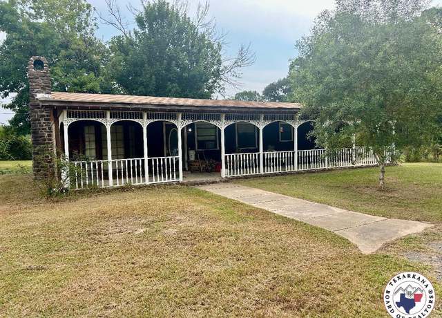 Property at 8887 E Hwy 77, Atlanta, TX 75551, 2 beds, 1.5 baths