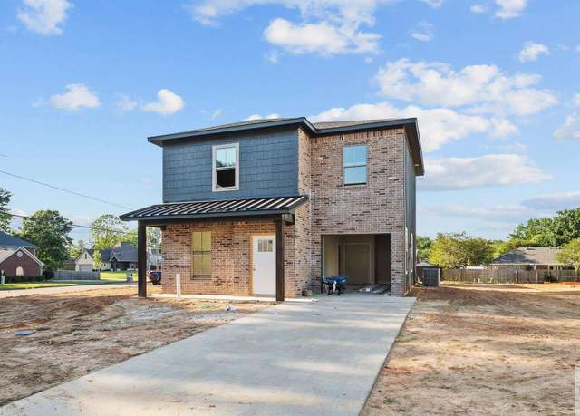 Property at 3108 Bethany Ln, Texarkana, TX 75503, 3 beds, 2.5 baths