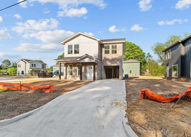 Property at 5812 Cooks Ln, Texarkana, TX 75503, 3 beds, 2.5 baths