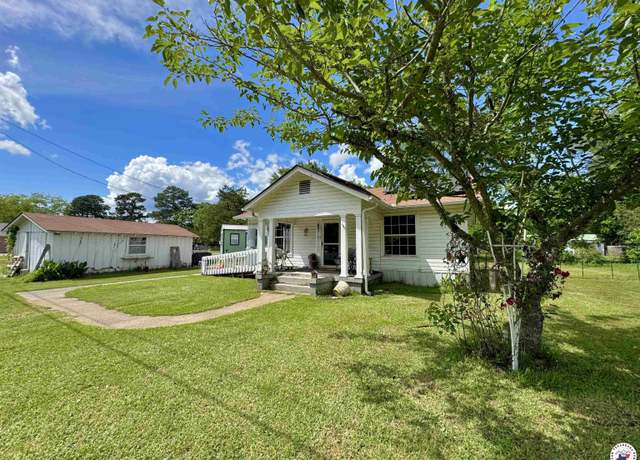 Property at 2403 E Avenue A, Hooks, TX 75561, 2 beds, 1 bath