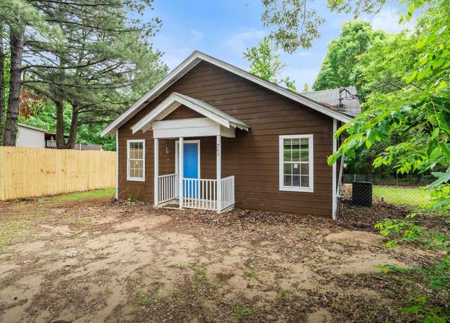 Property at 313 Pine Wilderness Dr, Queen City, TX 75572, 2 beds, 1 bath
