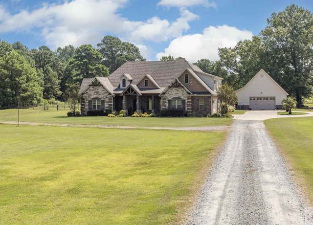 Property at 3720 Daniels Chapel Rd, New Boston, TX 75570, 4 beds, 3.5 baths