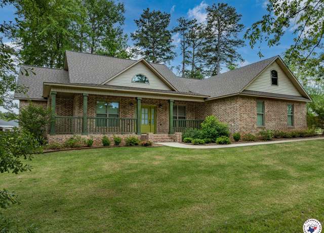 Property at 3401 Skyline Blvd, Texarkana, TX 75503, 4 beds, 2.5 baths