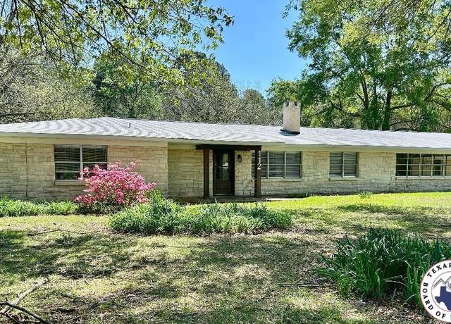 Property at 112 Fm 785, Queen City, TX 75572, 3 beds, 3.5 baths