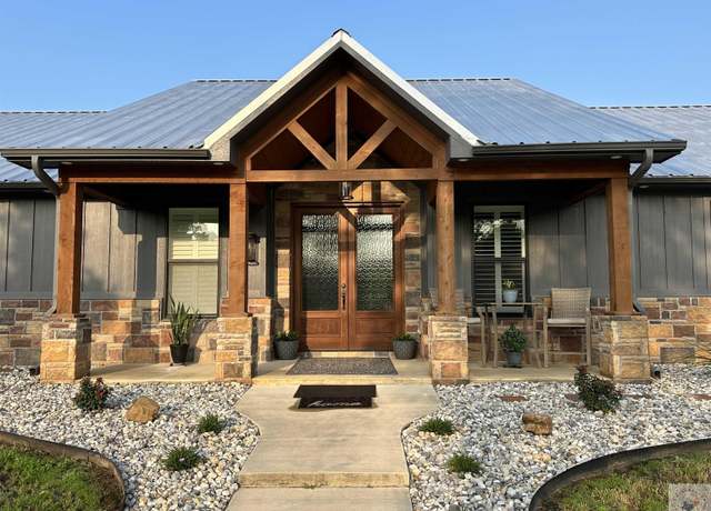 Property at 58 Mc 20, Fouke, AR 71837, 2 beds, 3 baths