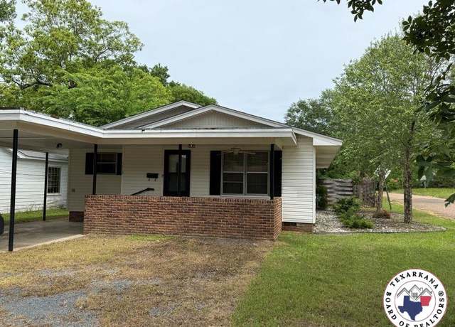 Property at 1112 Kirby St, Texarkana, AR 71854, 3 beds, 2 baths