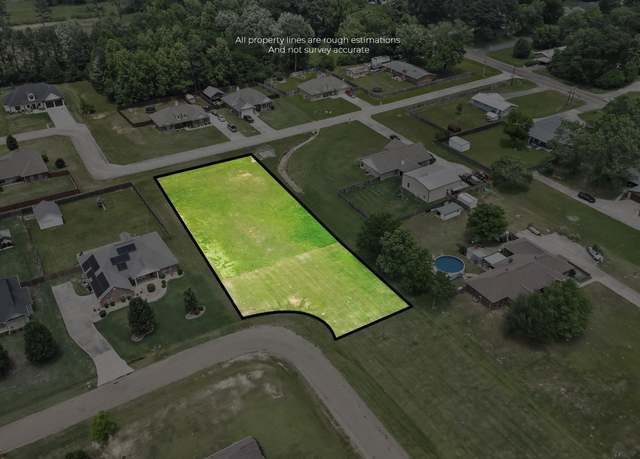 Property at 1 Starlite Dr, Texarkana, TX 75501