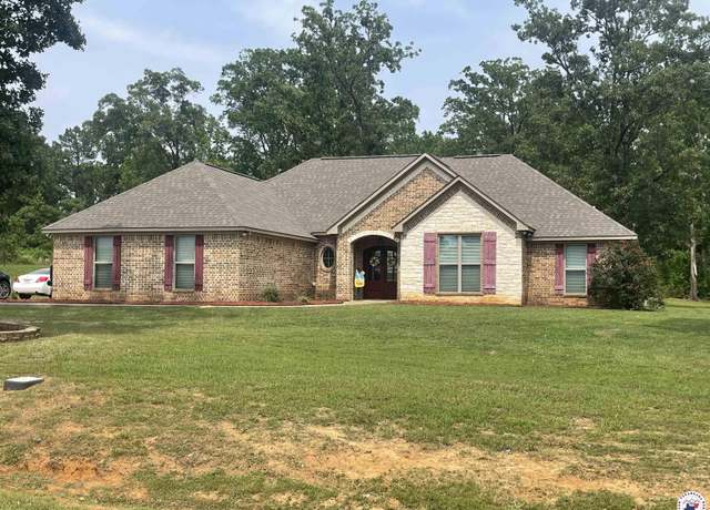 Property at 610 Stoneridge Dr, Queen City, TX 75572, 4 beds, 2 baths