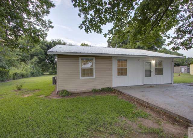Property at 109 Wall St, Garland City, AR 71839, 3 beds, 1 bath