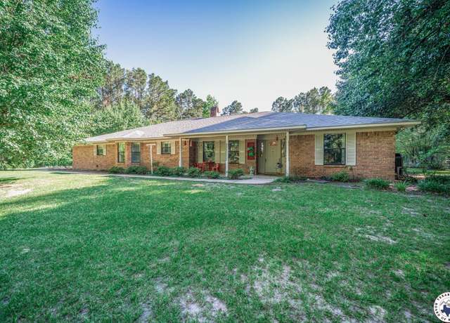Property at 4928 South Fm 251, Atlanta, TX 75551, 3 beds, 2.5 baths