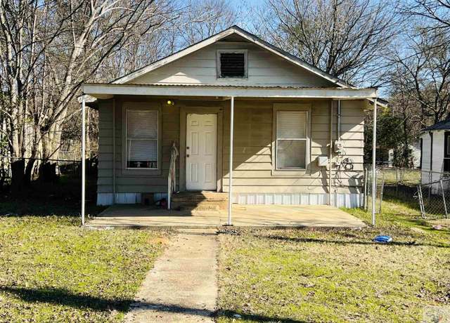 Property at 1206 Orleans St, Texarkana, AR 71854, 2 beds, 1 bath