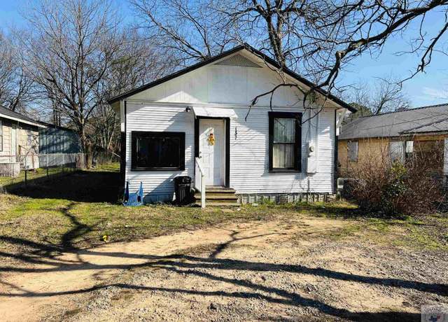 Property at 1210 Orleans St, Texarkana, AR 71854, 2 beds, 1 bath