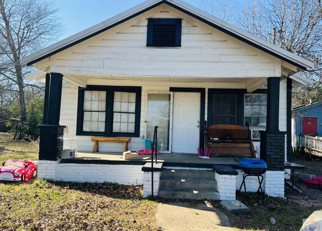 Property at 515 Artesian St, Texarkana, AR 71854, 2 beds, 1 bath