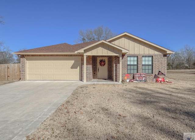 Property at 108 Meadow Dr, New Boston, TX 75570, 3 beds, 2 baths